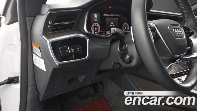 Audi A7 2021 — photo 19