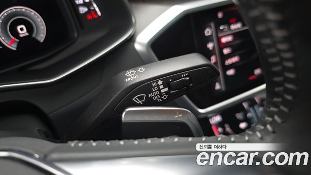 Audi A7 2021 — photo 28