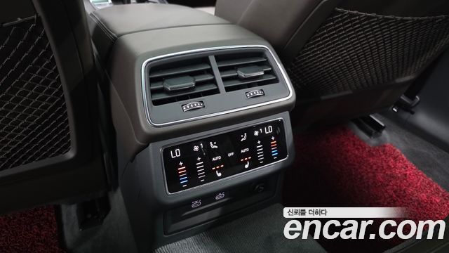 Audi A7 2021 — photo 34
