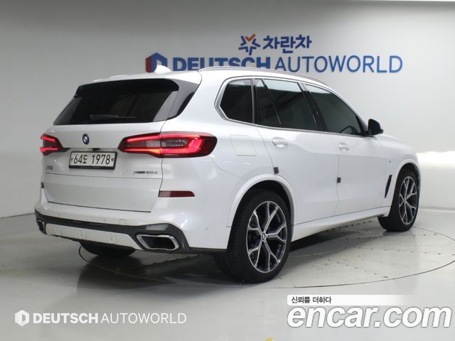 BMW X5 2019 — photo 2