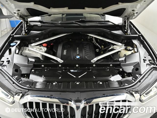 BMW X5 2019 — photo 6