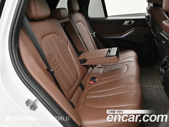BMW X5 2019 — photo 12