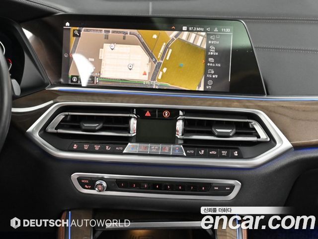 BMW X5 2019 — photo 14