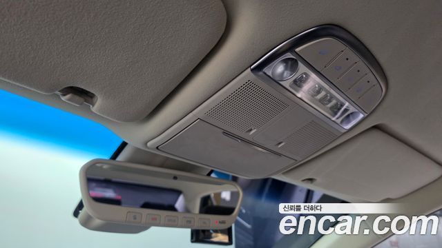 Genesis EQ900 2016 — photo 18