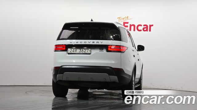 Land Rover Discovery 2018 — photo 4