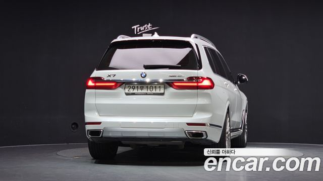 BMW X7 2021 — photo 4