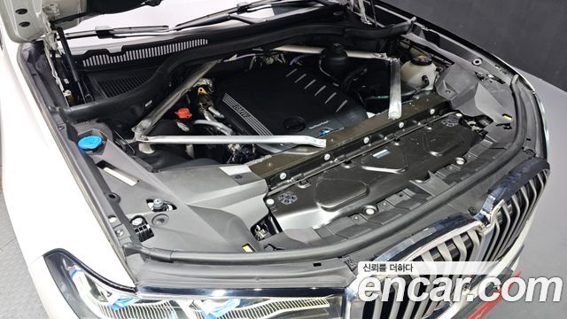 BMW X7 2021 — photo 6