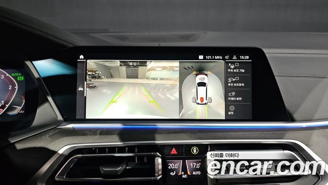 BMW X7 2021 — photo 15