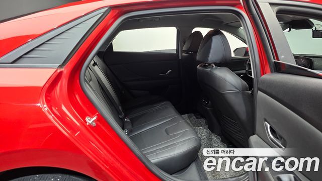 Hyundai AVANTE 2021 — photo 17
