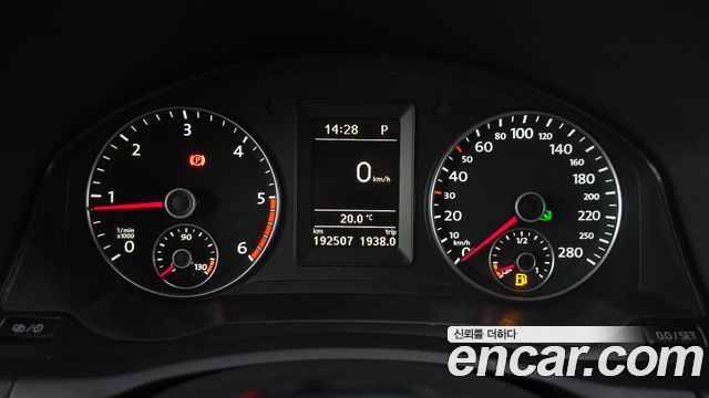 Volkswagen Scirocco 2014 — photo 8