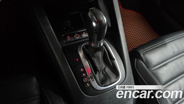 Volkswagen Scirocco 2014 — photo 9