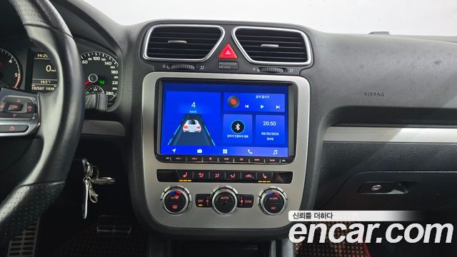 Volkswagen Scirocco 2014 — photo 17