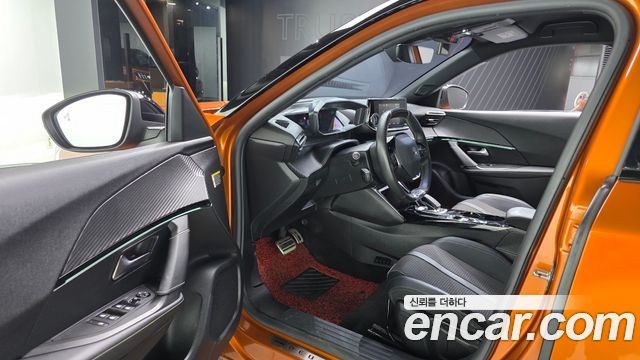 Peugeot 2008 2022 — photo 13