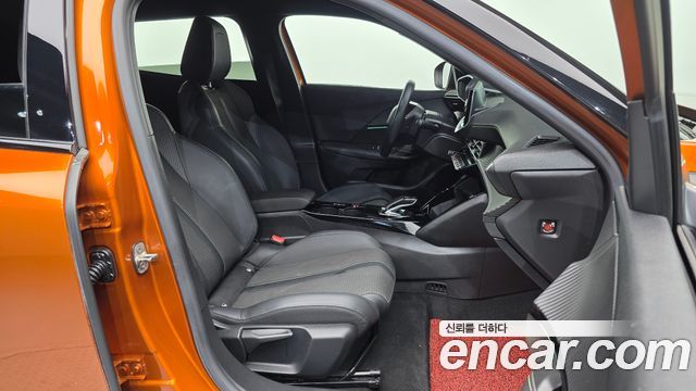 Peugeot 2008 2022 — photo 17