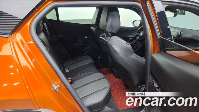 Peugeot 2008 2022 — photo 18