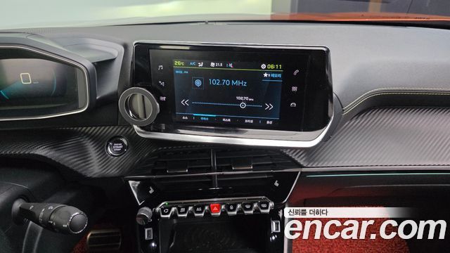 Peugeot 2008 2022 — photo 20