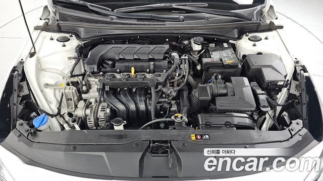 Hyundai AVANTE 2022 — photo 6
