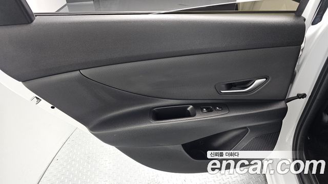 Hyundai AVANTE 2022 — photo 15