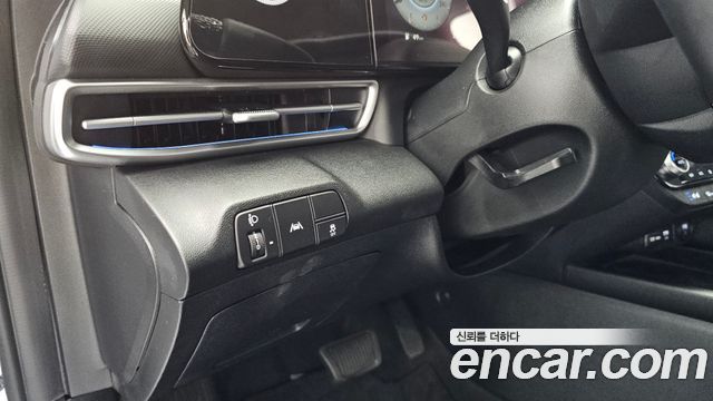 Hyundai AVANTE 2022 — photo 28