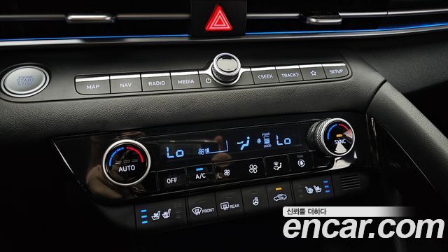 Hyundai AVANTE 2022 — photo 29