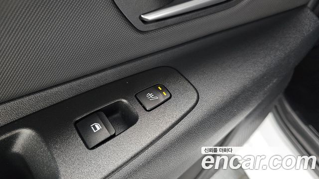 Hyundai AVANTE 2022 — photo 32