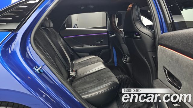 Hyundai AVANTE 2022 — photo 17