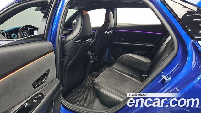 Hyundai AVANTE 2022 — photo 18