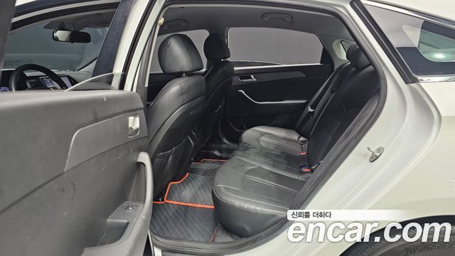 Hyundai Sonata 2019 — photo 18