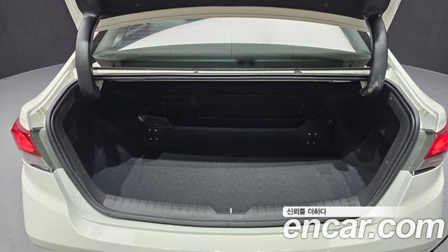 Hyundai Sonata 2019 — photo 26