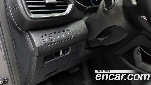 Hyundai Santafe 2023 — photo 25