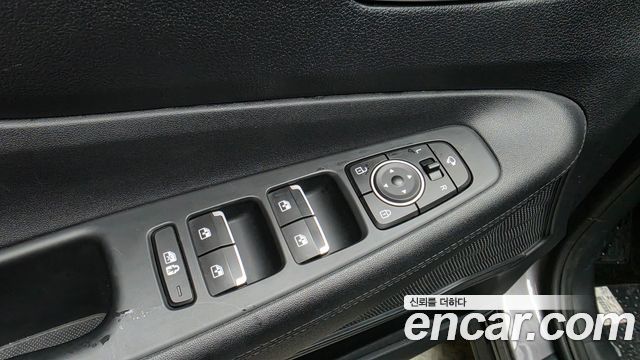 Hyundai Santafe 2023 — photo 26