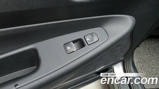 Hyundai Santafe 2023 — photo 27