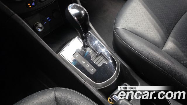 Hyundai Accent 2014 — photo 12