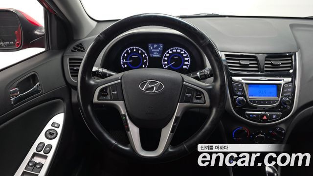 Hyundai Accent 2014 — photo 20