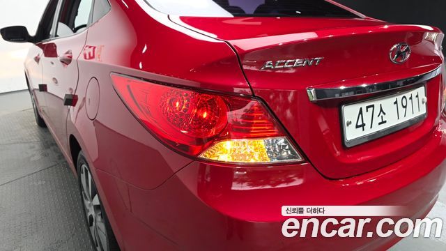 Hyundai Accent 2014 — photo 9