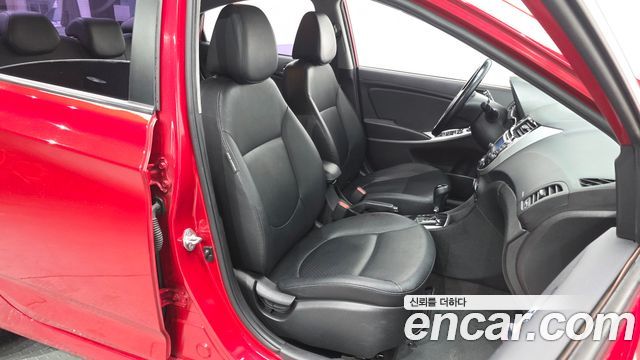 Hyundai Accent 2014 — photo 16