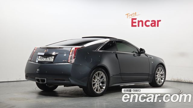 Cadillac CTS 2011 — photo 2