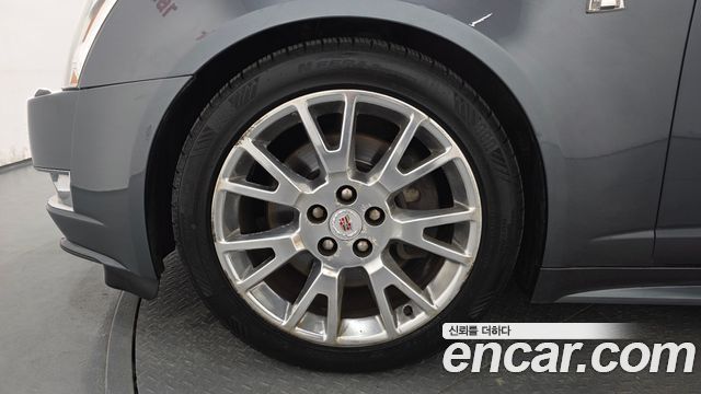 Cadillac CTS 2011 — photo 5