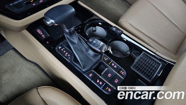 Kia Canival 2019 — photo 9