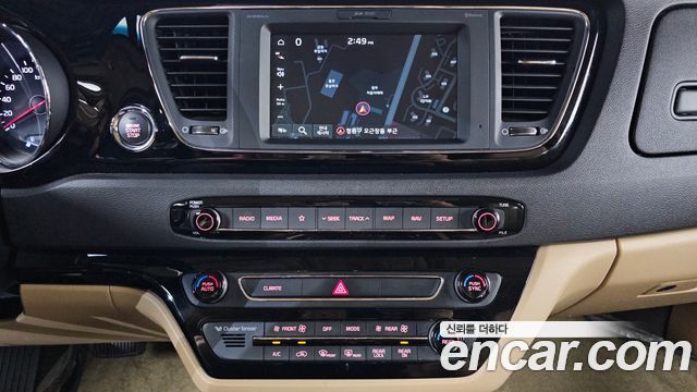 Kia Canival 2019 — photo 15