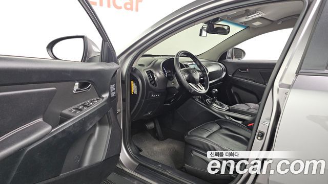 Kia Sportage 2012 — photo 10
