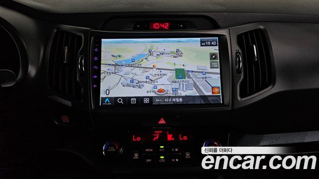 Kia Sportage 2012 — photo 13