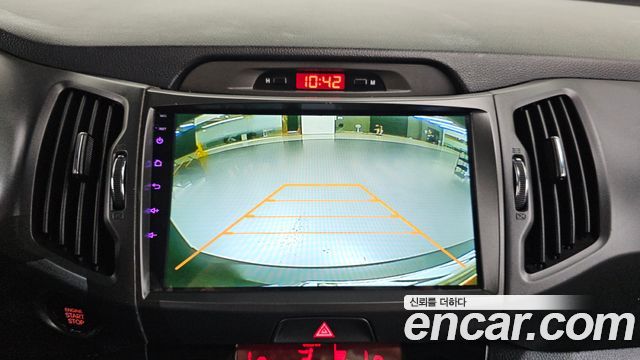 Kia Sportage 2012 — photo 14