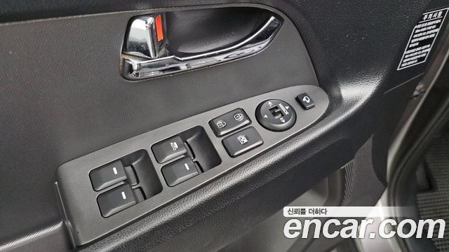Kia Sportage 2012 — photo 15