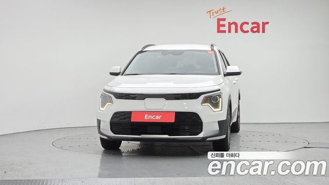 Kia Niro 2023 — photo 3