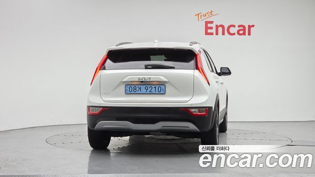 Kia Niro 2023 — photo 4