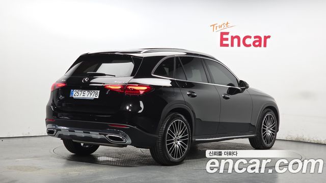 Mercedes-Benz GLC-Class 2025 — photo 2