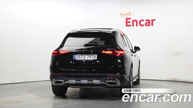 Mercedes-Benz GLC-Class 2025 — photo 4