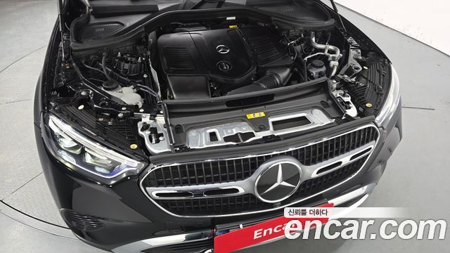 Mercedes-Benz GLC-Class 2025 — photo 6