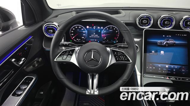 Mercedes-Benz GLC-Class 2025 — photo 20